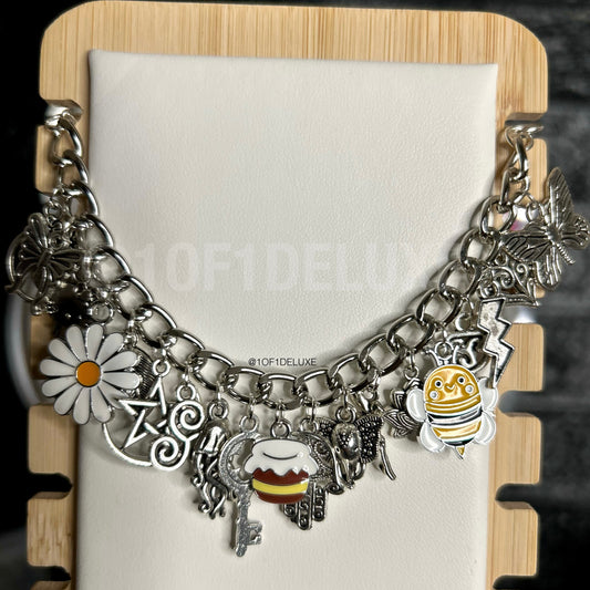 Honey (Charming - Size 5.5in)